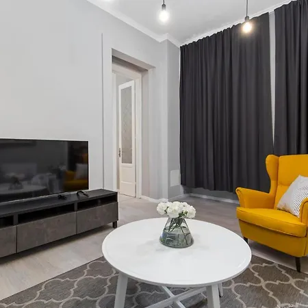 Apartments Carpathia 2 Rijeka Exterior photo